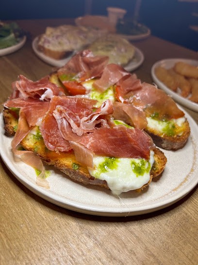 L'IMPRÉVU ! Risoul 1850, Bar à Risoul