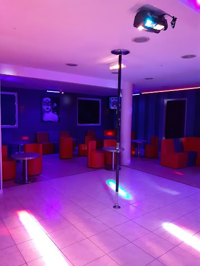 Bar club à striptease le BARON, Bar à Sarlat-la-Canéda