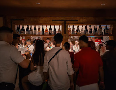 La Ruche, Bar à Toulon