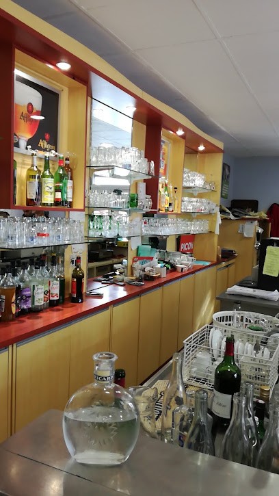 Le Tiki, Bar à Novillars