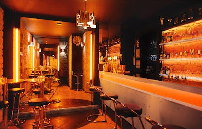 Les Blancs Becs, Bar à Paris 09