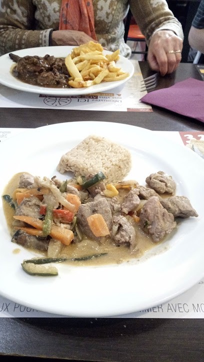 Les Trois Petits Couchons, Bar à Ginestas