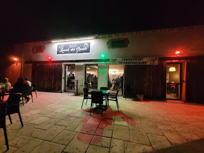 Lacour Des Grands, Bar à Sury-aux-Bois