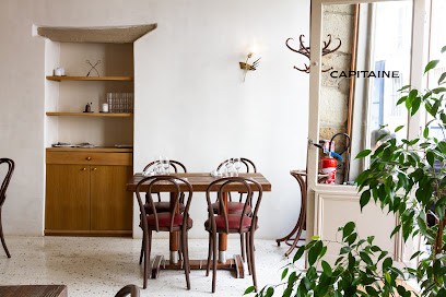 Capitaine, Bar à Paris 04