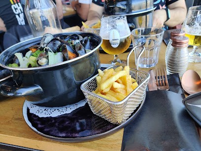 TWO SISTERS, Bar à Wimereux