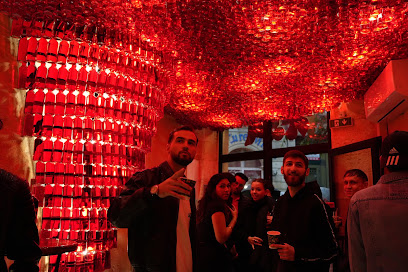 Piana Vyshnia, Bar à Bordeaux