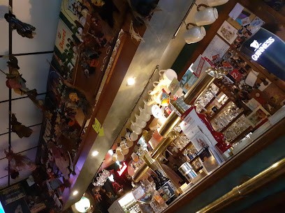 Macallan's Tavern, Bar à Rethel