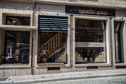 Les Terroiristes Associés, Bar à Saint-Malo