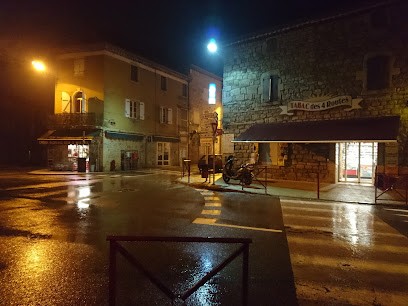 L'etoile, Bar à Lablachère