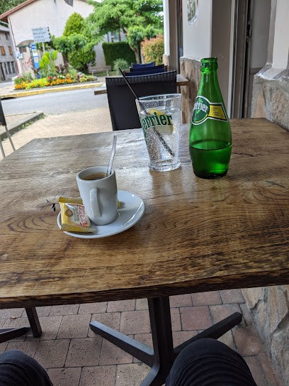 Bar De La Fontaine, Bar à Ruy-Montceau