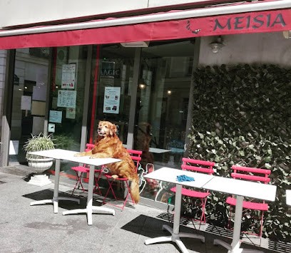 Meisia, Bar à Paris 10