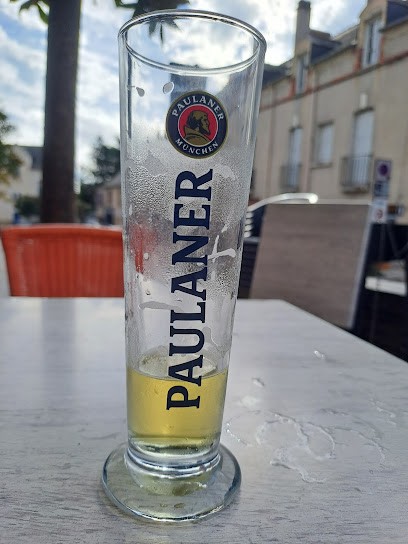 L'ovalie, Bar à Bain-de-Bretagne