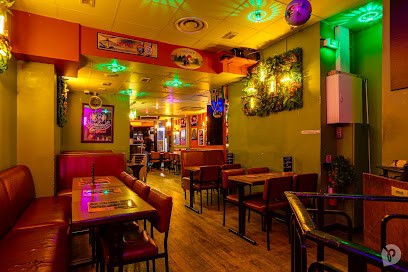 L'Everest Bar Beaubourg, Bar à Paris 03