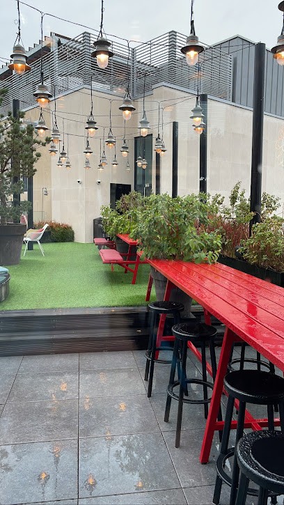 CloudM Paris Champs-Elysees, Bar à Paris 08