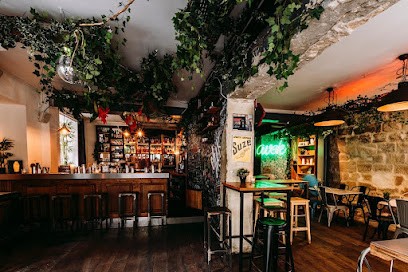 AveK, Bar à Paris 02