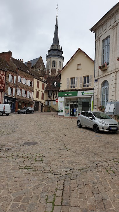 Nectoux David, Bar à Toucy