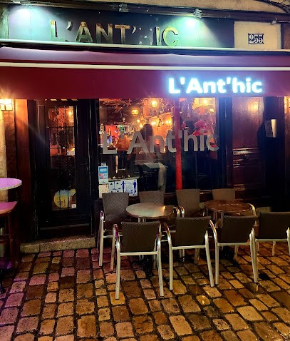 The Doll's, Bar à Orléans