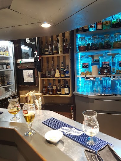 L'Antre Potes, Bar à Caen