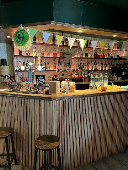 AUX GOÛTS DU MONDE, Bar à Yvetot