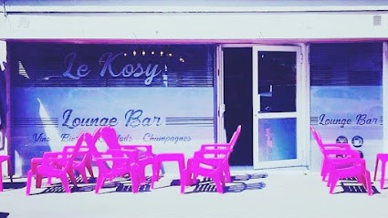 Le KOSY Lounge Bar Narguilés, Bar à Rochefort