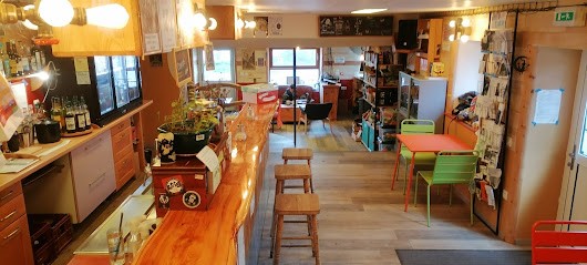 Tremargad Kafe, Bar à Trémargat