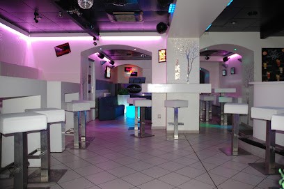 Silver Nigth Club, Bar à Saint-Jean-de-Maurienne