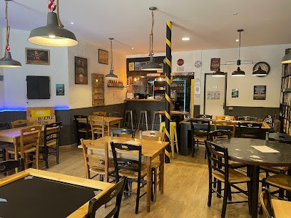 Déca - Jeux, Bar à Miramas