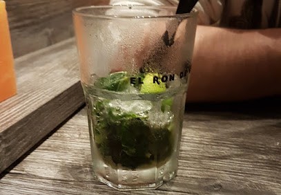 Havana Cafe Tours, Bar à Tours