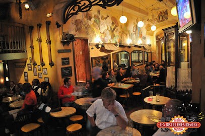 Les Distilleries Idéales, Bar à Nice