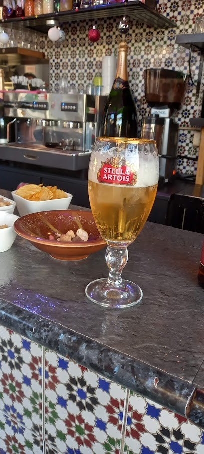 La Colombe Rose, Bar à Bois-Colombes