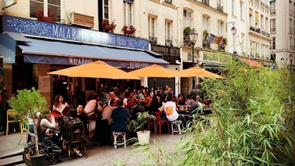 Mala Bavo, Bar à Paris 02
