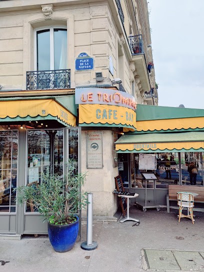 Cafe Le Triomphe, Bar à Paris 12