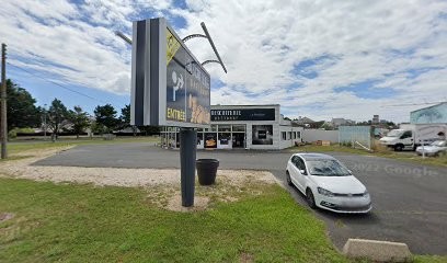 BAR DUSK, Bar à Saint-Nazaire