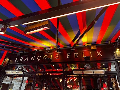 François Félix, Bar à Paris 08