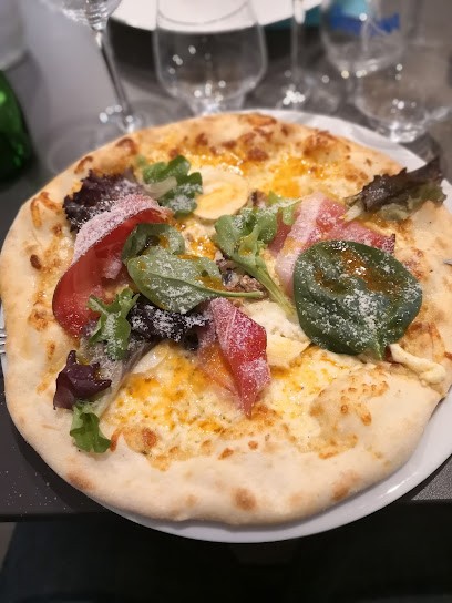 Le 8 Pool, Bar à Tigy