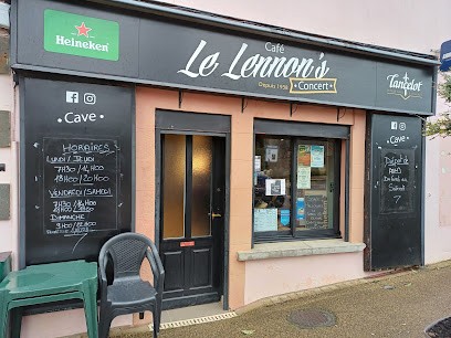Le Lennon's Bar, Bar à Lennon