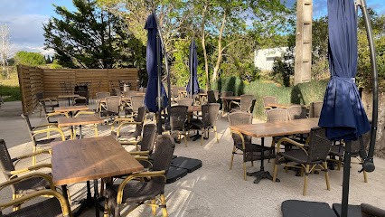 Le Carbone Bar Et Restaurant, Bar à Plan-d'Orgon