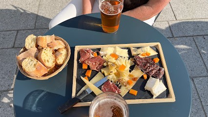 Hops ! Le Zinc. Bar A Bière, Bar à Concarneau