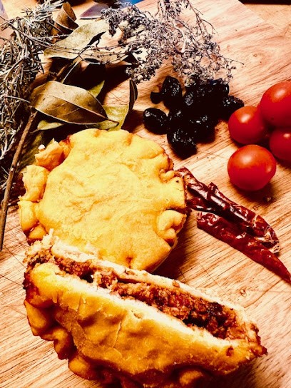 Aux Saveurs Du Sud Fabrique A Tielles-Boutique, Bar à Marseillan