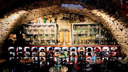Absinthe bar, Bar à Antibes