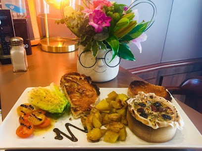 Ô FONTAINES CAFÉ, Bar à Fontaines-sur-Saône