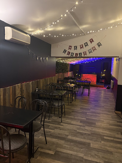 Chez Guy, Bar à Landrais