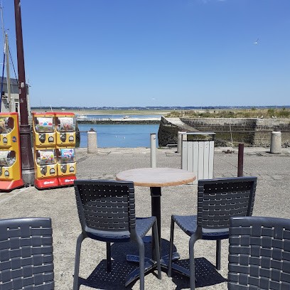 Les Garcons, Bar au Croisic