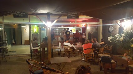 Le Beach Bar, Bar à Gruissan