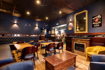 The One, Bar à Draguignan