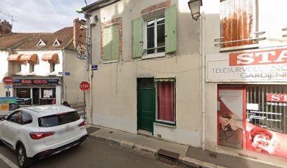 Au Petit Vin Blanc, Bar à Sens