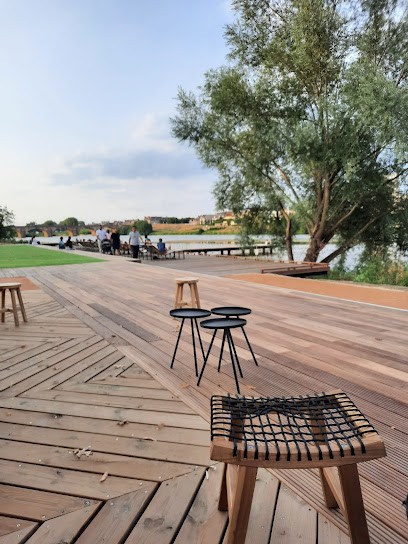 La Paillote Moulins, Bar à Moulins