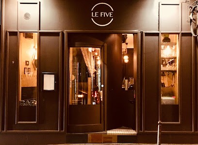 Le Five, Bar à Paris 06