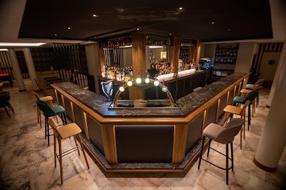 Le 28, Bar à Bagnères-de-Bigorre