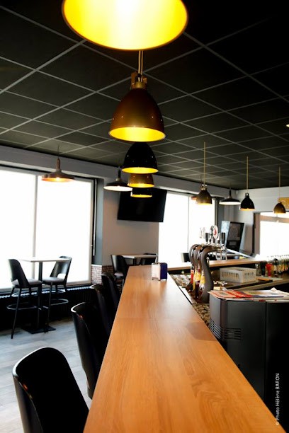 O P’tit Bonheur, Bar à Landaul